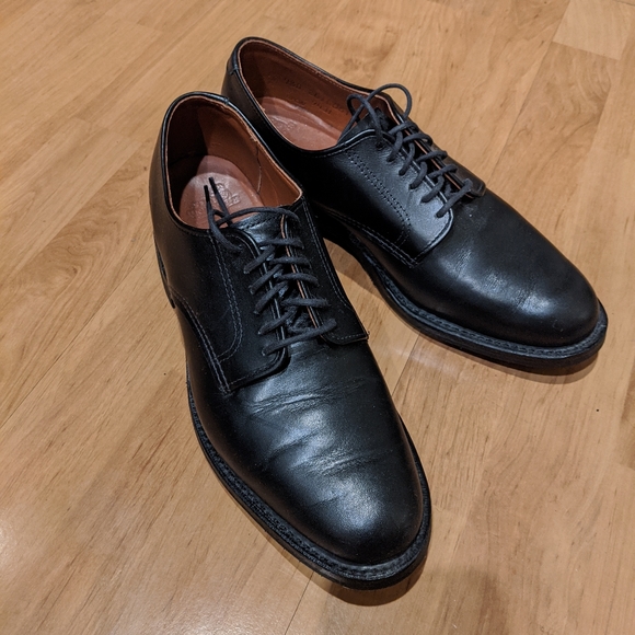 Williston Collection Oxford. Worn once or twice. - Picture 2 of 2